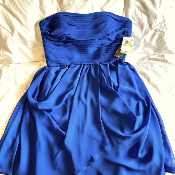 Aqua Dresses & Skirts - NWT 🌸Aqua Cocktail Dress in a gorgeous blue, Size 10